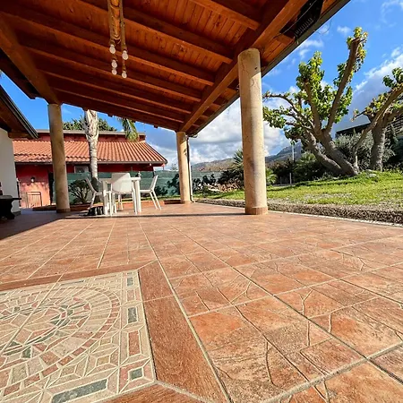 Sole Villa Torrenova (Sicily)